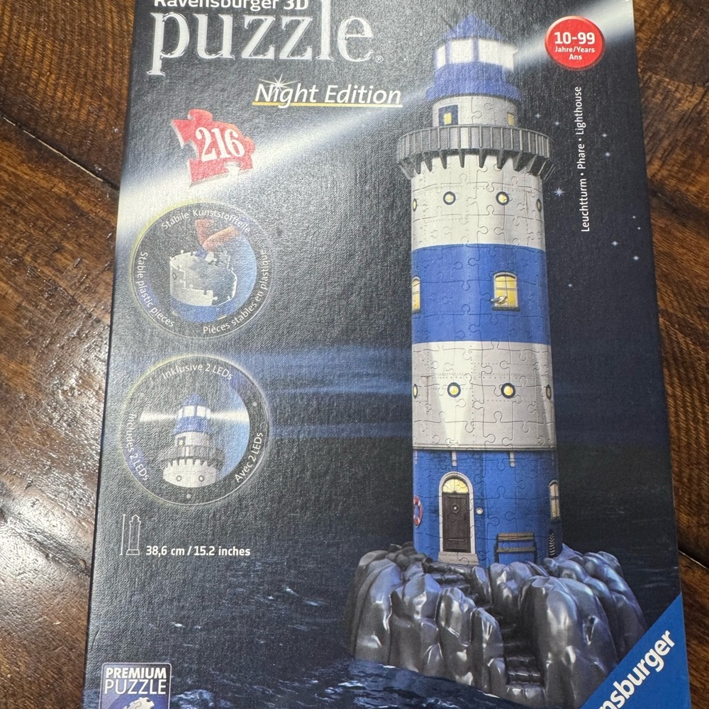 Ravensburger 3D Puzzle Night Edition - Blue and White Lighthouse